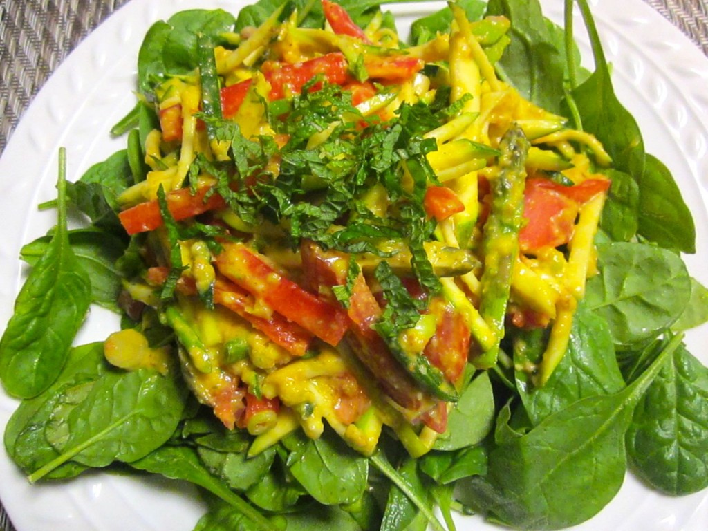 raw-vegetable-curry-spinach
